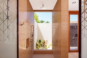 Radisson Blu Resort Maldives with 50 % off on Sea Plane round trip 03 