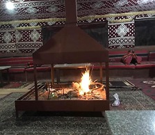 Wadi Rum castle camp