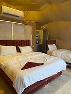 Wadi Rum castle camp