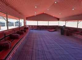 Wadi Rum castle camp