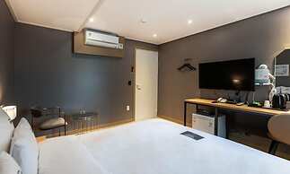 YAJA Hotel Tongyeong Ferry Terminal Branch