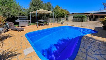 Castlereagh Lodge Motel