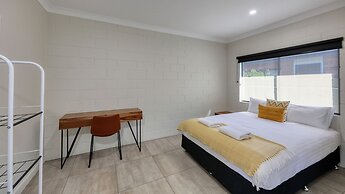 Castlereagh Lodge Motel