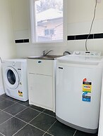 Castlereagh Lodge Motel