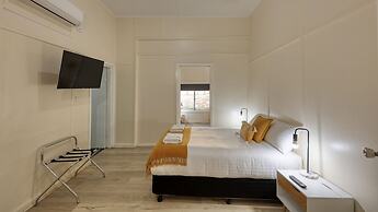 Castlereagh Lodge Motel