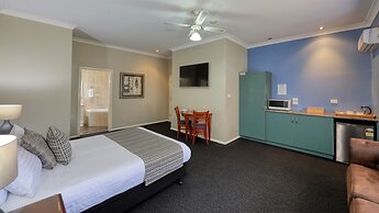 Castlereagh Lodge Motel
