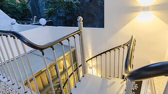 Floral Hotel Yi Shu Yu She Zhouzhuang