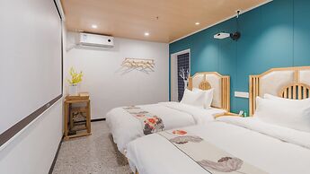 Floral Hotel Yi Shu Yu She Zhouzhuang