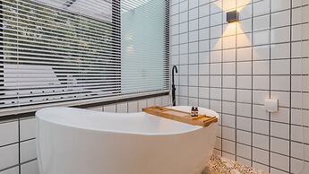 Floral Hotel Yi Shu Yu She Zhouzhuang