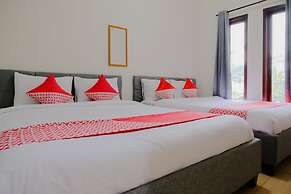 OYO 2376 Tiara Residence Syariah