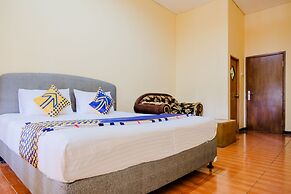 SPOT ON 2448 Hotel Tlogorejo 2