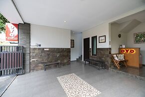 OYO 2438 D' Tamblingan Guesthouse
