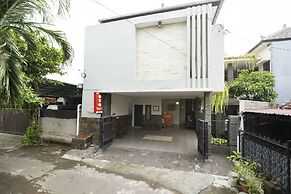 OYO 2438 D' Tamblingan Guesthouse