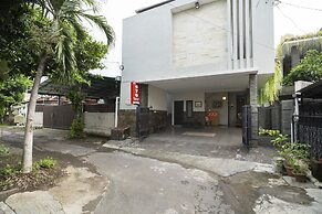 OYO 2438 D' Tamblingan Guesthouse