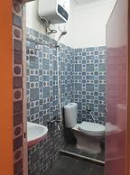 OYO 2220 PINK'S GUEST HOUSE