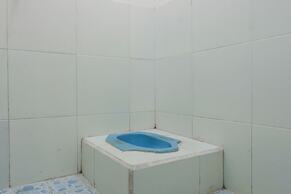 OYO 2371 Islami Family Residence