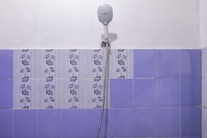 OYO Life 2412 Mandala Residence