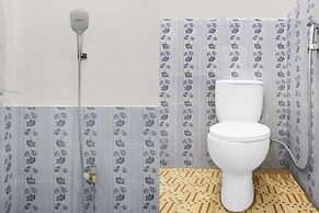 OYO Life 2412 Mandala Residence