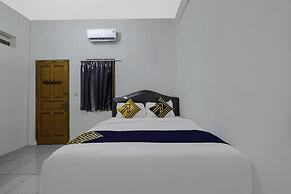 OYO Life 2412 Mandala Residence