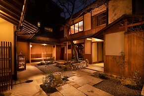 Kanade Matsubaragokomachi Momijitei