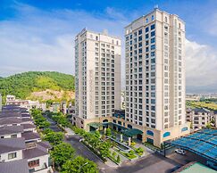 D'Lioro Hotel & Resort