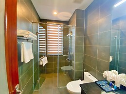 D'Lioro Hotel & Resort