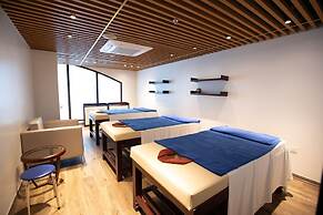 D'Lioro Hotel & Resort