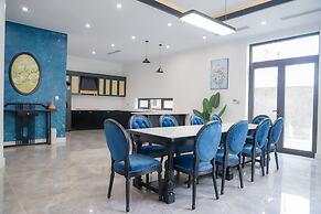 D'Lioro Hotel & Resort