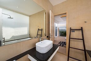 Signature Villas by TropicLook