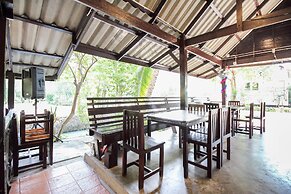 OYO 606 Baan Suansabai Pleanpanmai Resort Amphawa