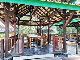 OYO 604 Ruen Mai Horm Resort