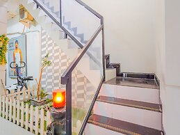 OYO 2481 Gangnam Style Residence