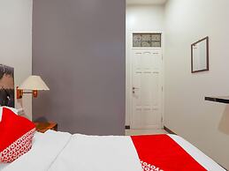 OYO 2481 Gangnam Style Residence