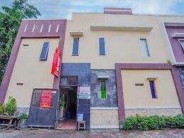 OYO 2481 Gangnam Style Residence