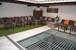 Hof van Holland Carihuela