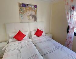 Hof van Holland Carihuela