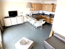 Hof van Holland Carihuela