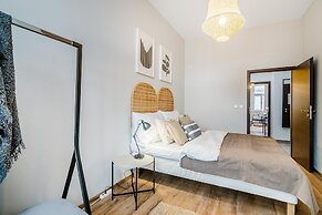 Charm APTs in Prague by Michal&Friends