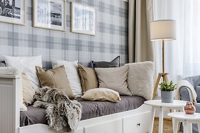 Charm APTs in Prague by Michal&Friends