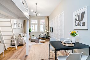 Charm APTs in Prague by Michal&Friends