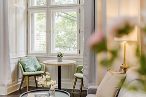 Charm APTs in Prague by Michal&Friends