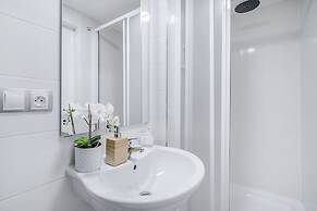 Charm APTs in Prague by Michal&Friends