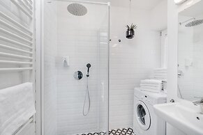 Charm APTs in Prague by Michal&Friends