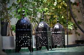 Riad Sardinas & Chili