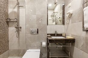 Amarant Hotel