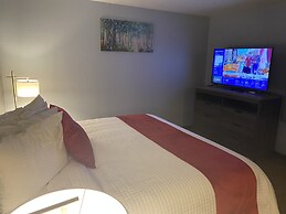 Garnett Hotel & RV Park