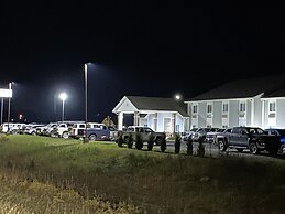 Garnett Hotel & RV Park