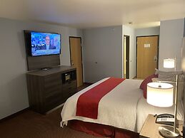 Garnett Hotel & RV Park