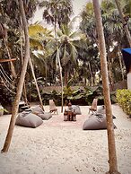 Libelula Tulum Beachfront Hotel