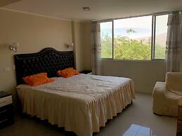 Hotel El Monarca Suite